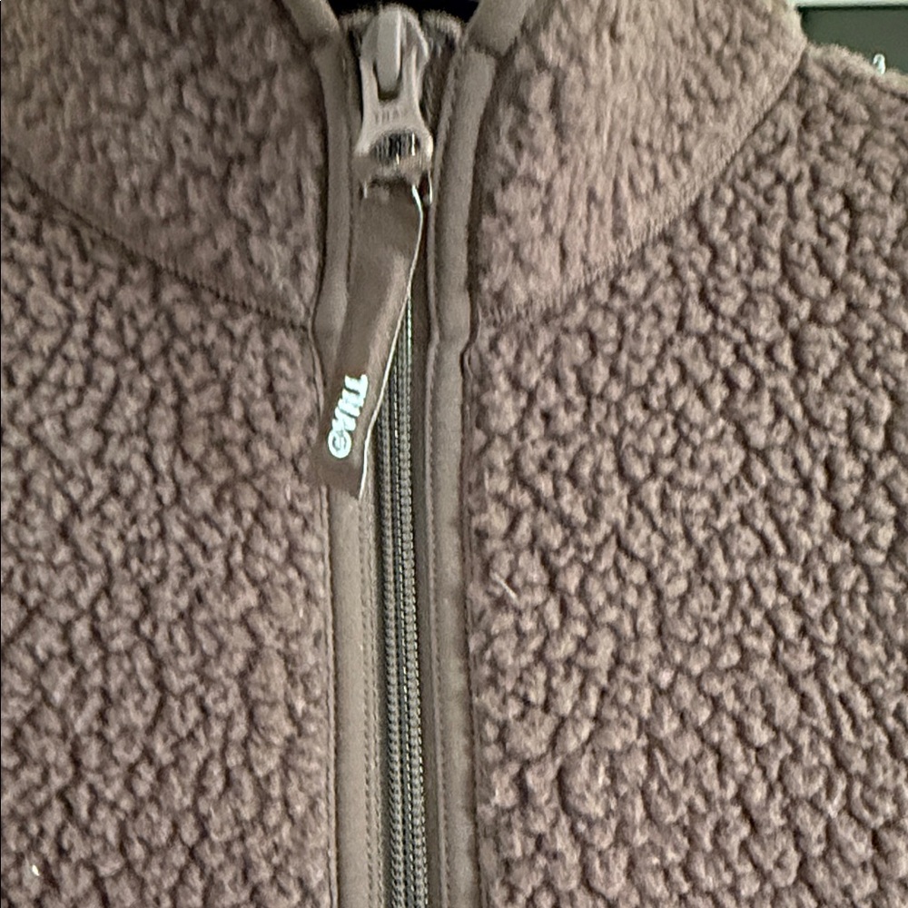 Aritzia Dark Brown Sherpa Fleece Vest - Full Zip - Picture 3 of 5
